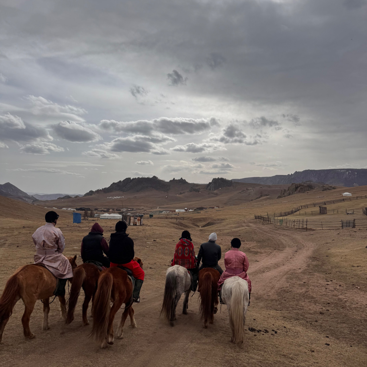 몽골 중부투어 (2026.04.16~)